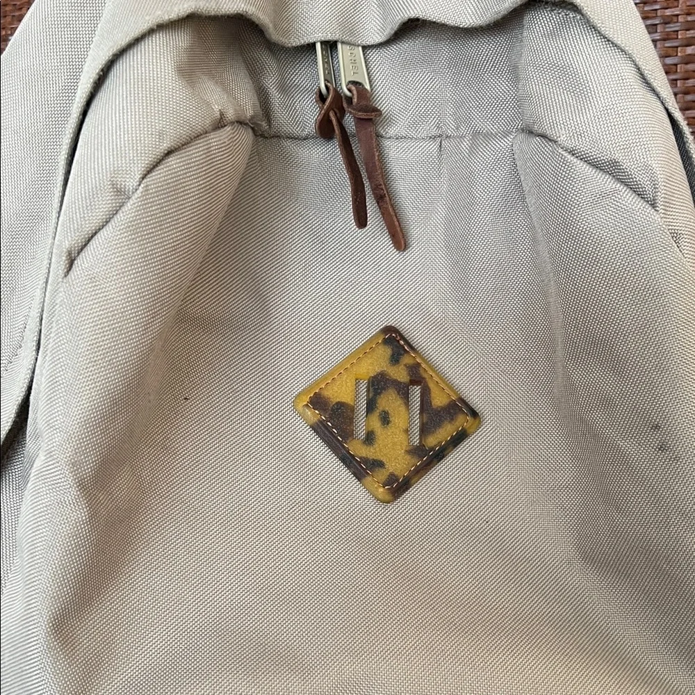 Herschel Supply Company Light Khaki Backpack with Patch - Picture 4 of 8
